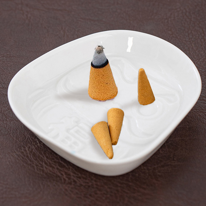 Dekoracja na biurko do domu Ja – Incense Cone Holder recenzja i cena